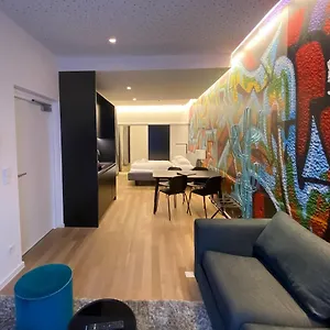Blackhome I Contactless Check-in Грац