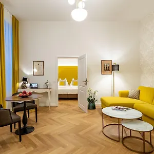 Hotell Theaterhotel &