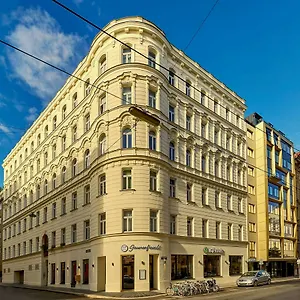 Отель H+, Вена